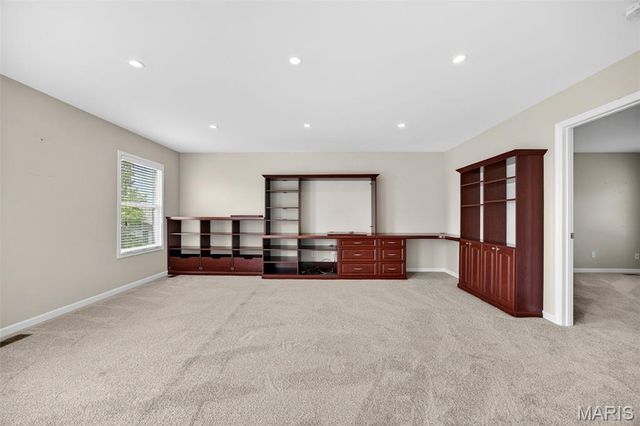 1306 Avondale Spring Drive, O'fallon, MO 63368
