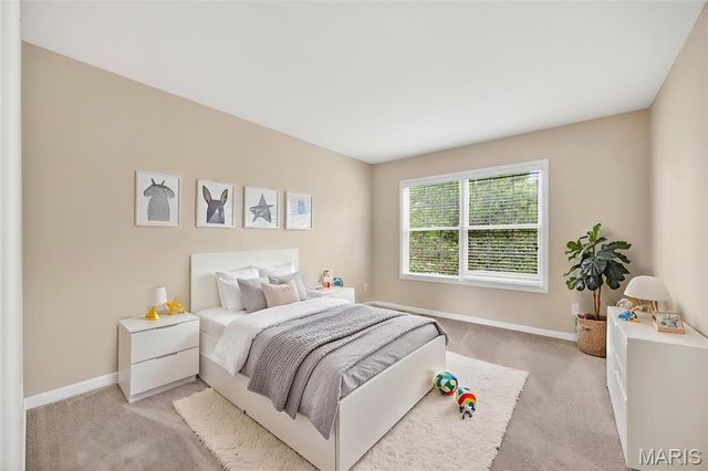 1306 Avondale Spring Drive, O'fallon, MO 63368