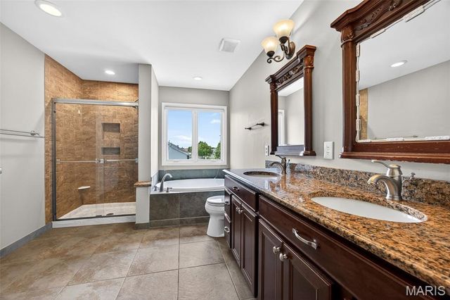 1306 Avondale Spring Drive, O'fallon, MO 63368