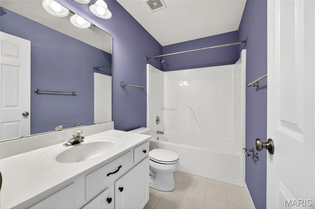 1306 Avondale Spring Drive, O'fallon, MO 63368