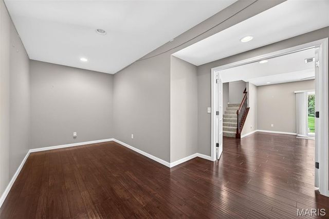 1306 Avondale Spring Drive, O'fallon, MO 63368