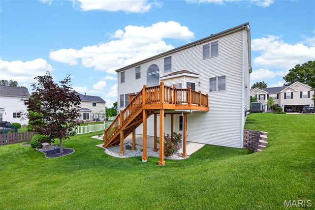 1306 Avondale Spring Drive, O'fallon, MO 63368