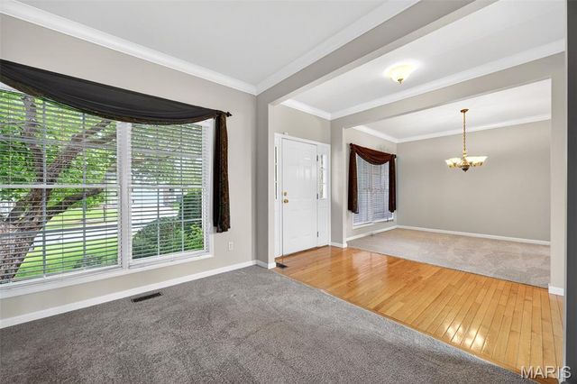 1306 Avondale Spring Drive, O'fallon, MO 63368