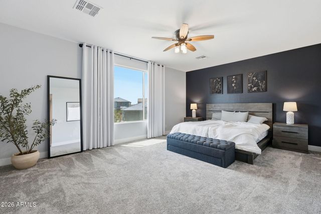 1923 W SUMMER Lane, San Tan Valley, AZ 85144