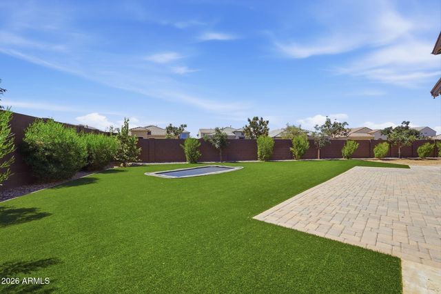 1923 W SUMMER Lane, San Tan Valley, AZ 85144