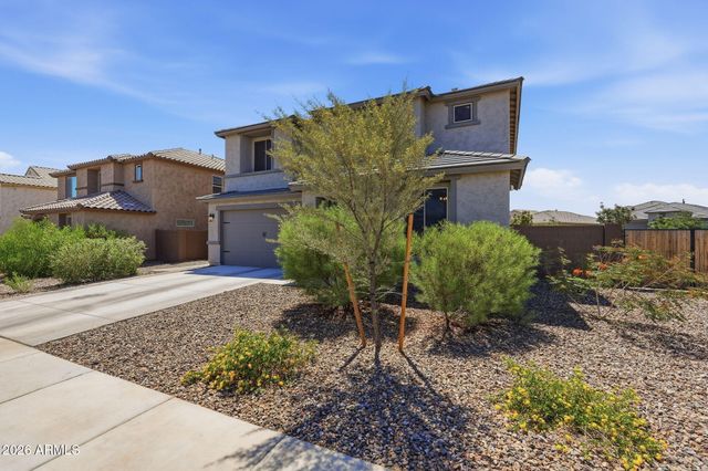 1923 W SUMMER Lane, San Tan Valley, AZ 85144