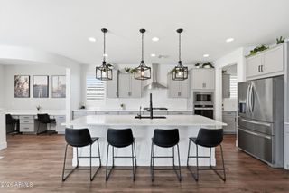 1923 W SUMMER Lane, San Tan Valley, AZ 85144