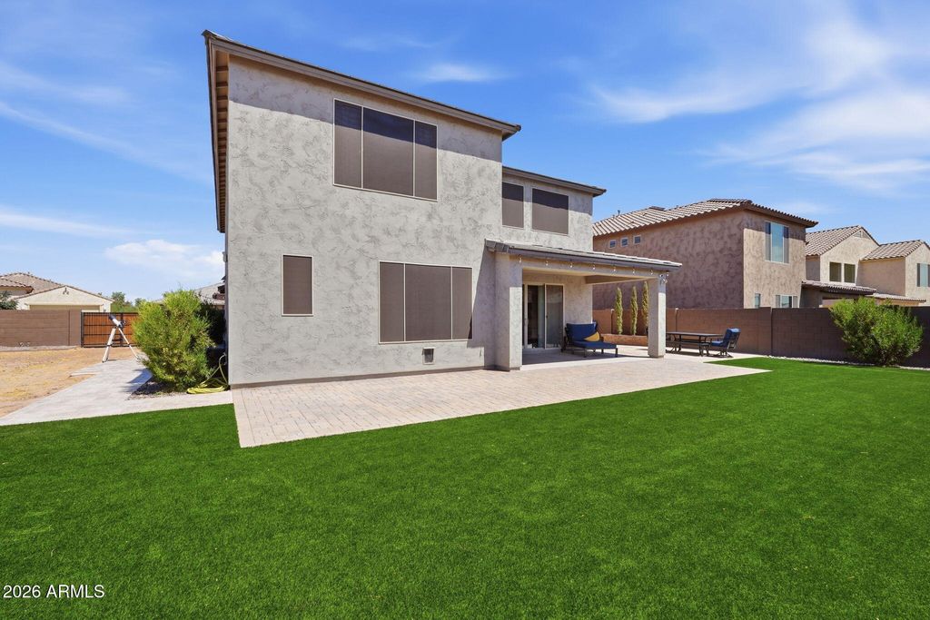 Image 64 of property listing at 1923 W SUMMER Lane, San Tan Valley, AZ 85144