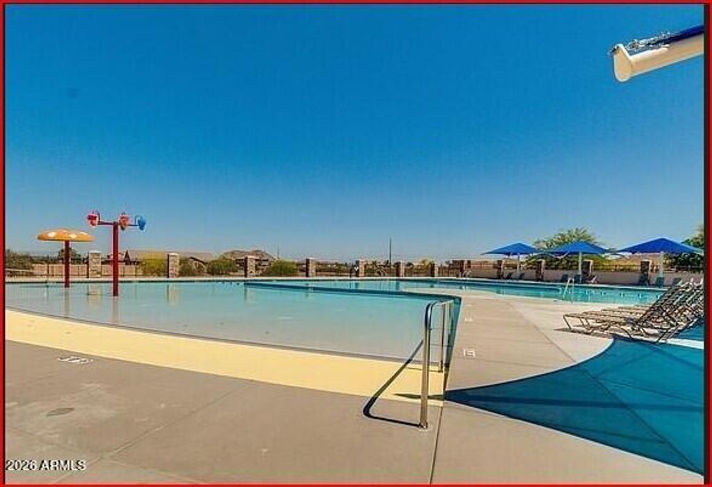 Image 75 of property listing at 1923 W SUMMER Lane, San Tan Valley, AZ 85144