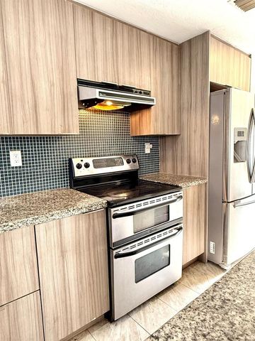 833 NW 81st Ter 8, Plantation, FL 33324