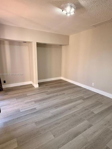 833 NW 81st Ter 8, Plantation, FL 33324