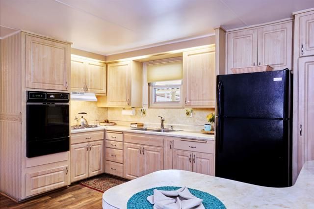 4814 Old Cliffs Rd, San Diego, CA 92120