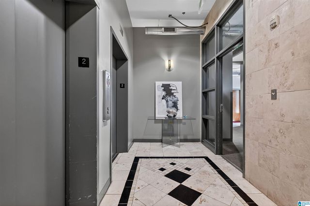 2222 2ND AVENUE N, Birmingham, AL 35203