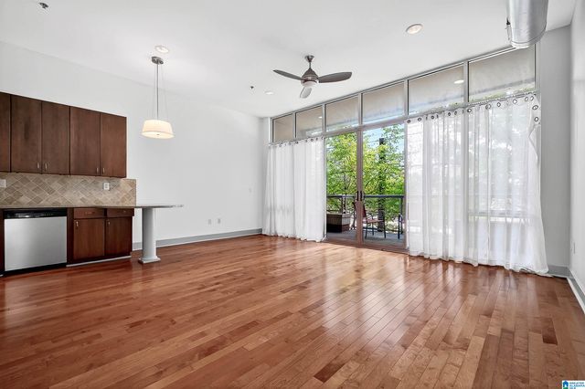 2222 2ND AVENUE N, Birmingham, AL 35203