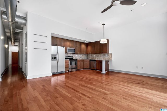 2222 2ND AVENUE N, Birmingham, AL 35203