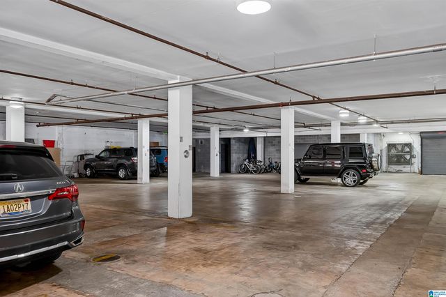 2222 2ND AVENUE N, Birmingham, AL 35203