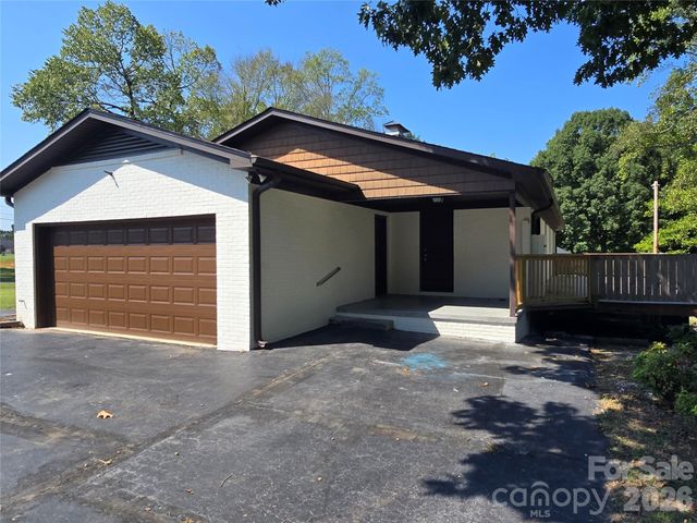 506 Pine Street, Landis, NC 28088