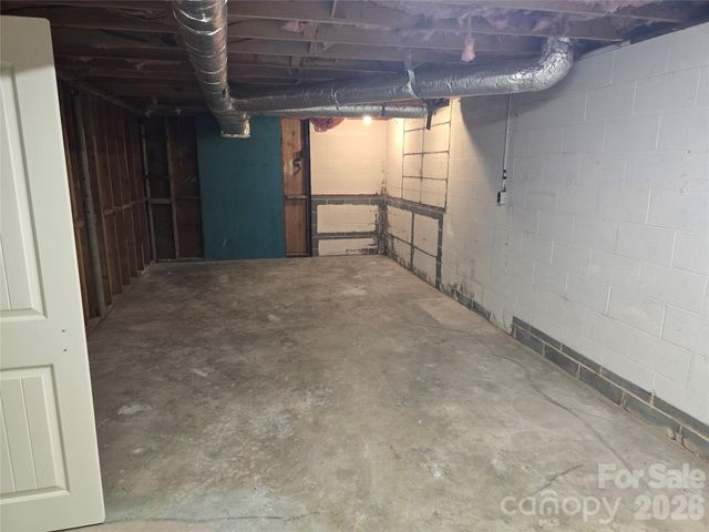 506 Pine Street, Landis, NC 28088
