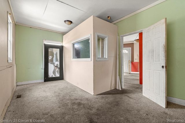 1270 E 1st Street, Monroe, MI 48161