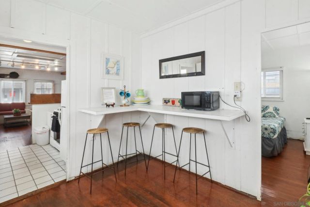 719 Jersey Ct, San Diego, CA 92109