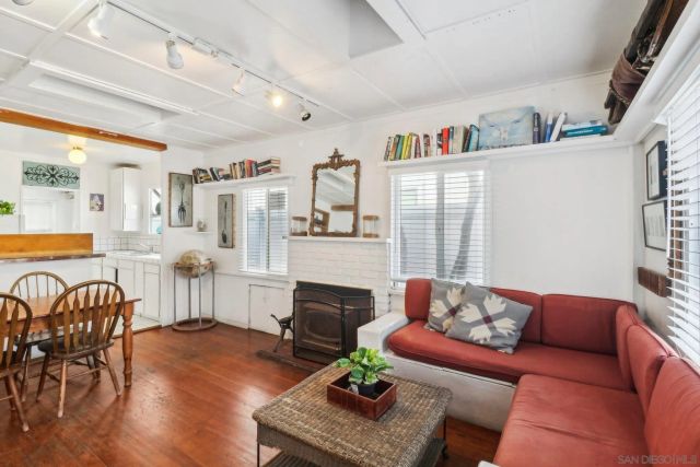 719 Jersey Ct, San Diego, CA 92109