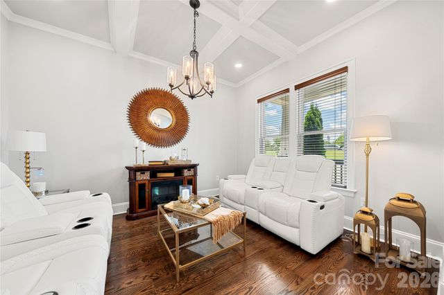 4306 Rolling Acres Road, Charlotte, NC 28213
