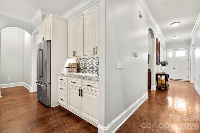 4306 Rolling Acres Road, Charlotte, NC 28213