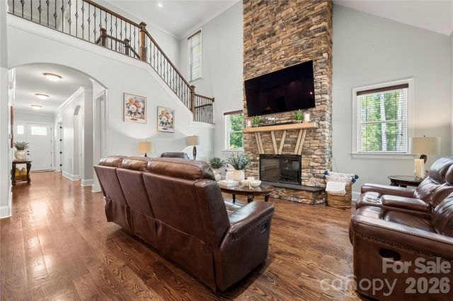 4306 Rolling Acres Road, Charlotte, NC 28213