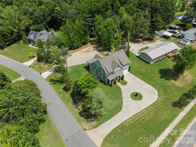 4306 Rolling Acres Road, Charlotte, NC 28213