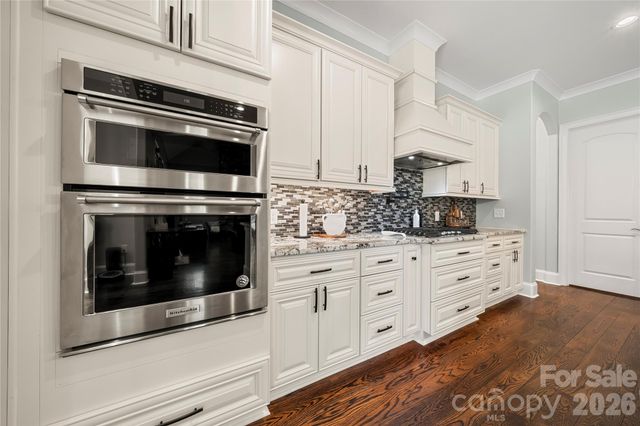 4306 Rolling Acres Road, Charlotte, NC 28213