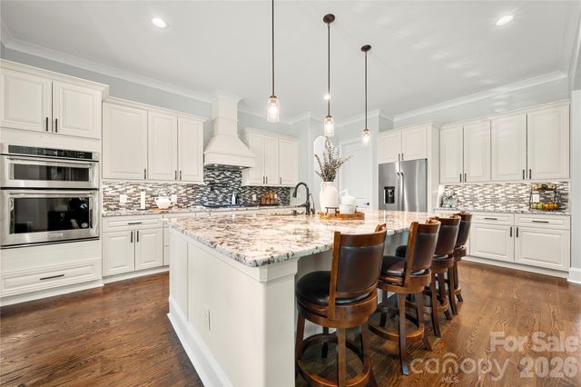 4306 Rolling Acres Road, Charlotte, NC 28213