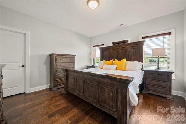 4306 Rolling Acres Road, Charlotte, NC 28213