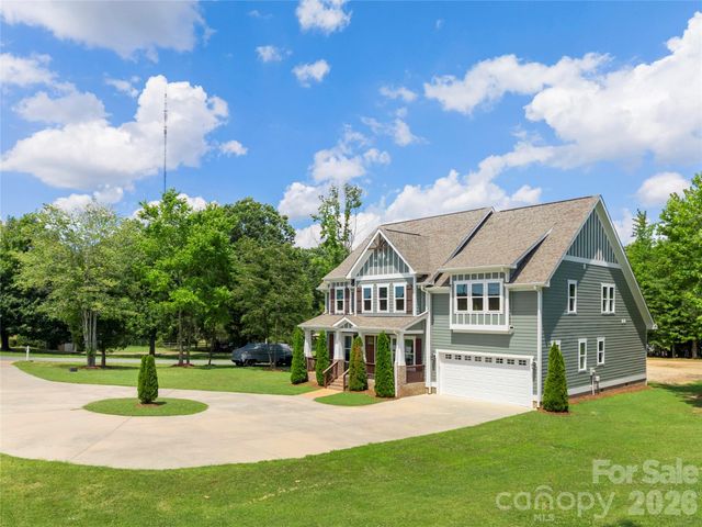 4306 Rolling Acres Road, Charlotte, NC 28213