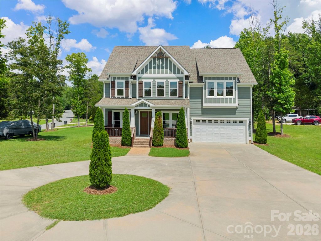4306 Rolling Acres Road, Charlotte, NC 28213