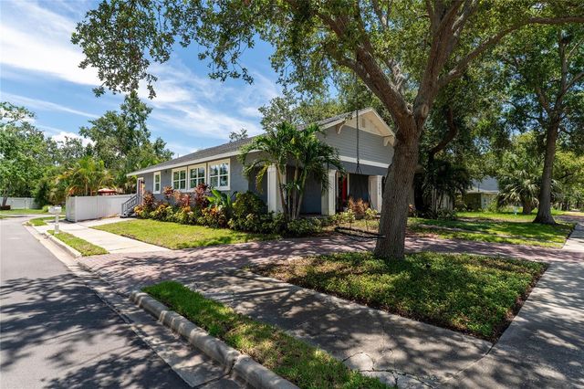 3628 S RENELLIE DRIVE, Tampa, FL 33629