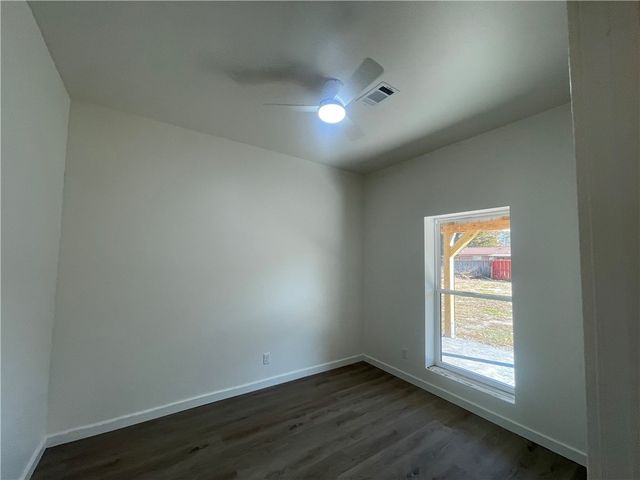 1104 N Jackson Street, Clarksville, AR 72830