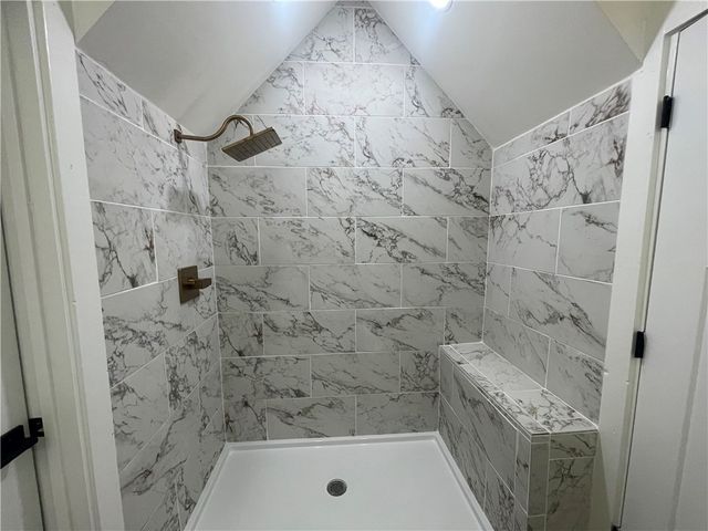 1104 N Jackson Street, Clarksville, AR 72830