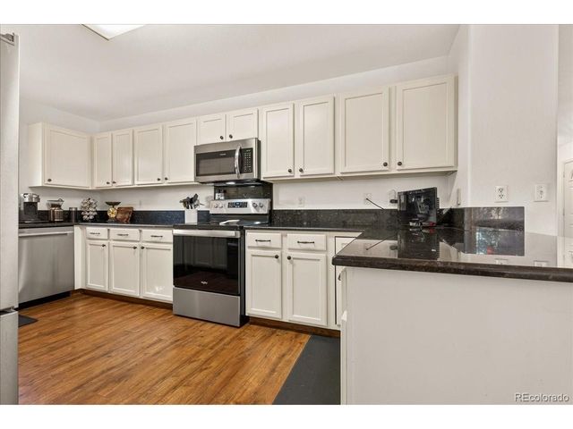 10462 W 84th Pl, Arvada, CO 80005