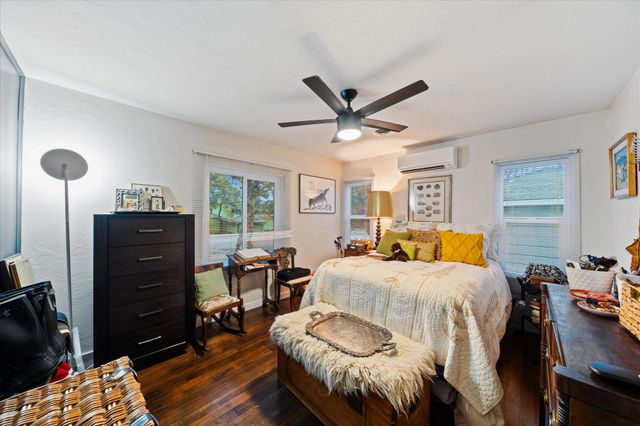 656 West Street, Redding, CA 96001