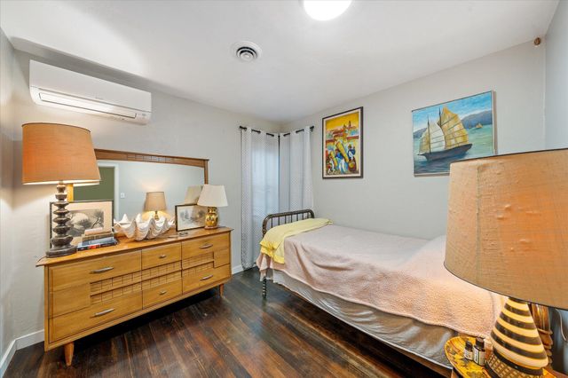 656 West Street, Redding, CA 96001