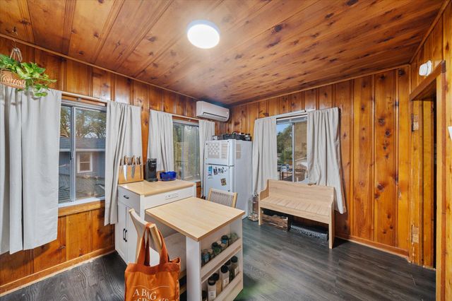 656 West Street, Redding, CA 96001