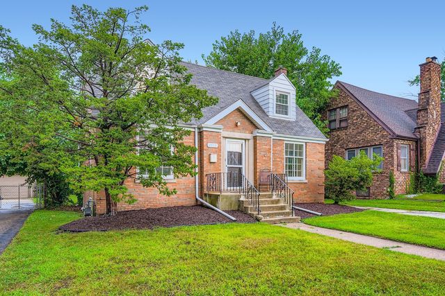 9813 S LAWNDALE Avenue, Evergreen Park, IL 60805