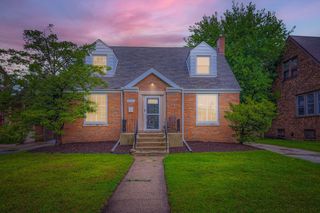 9813 S LAWNDALE Avenue, Evergreen Park, IL 60805