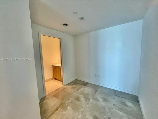 501 NE 31st St 3007, Miami, FL 33137