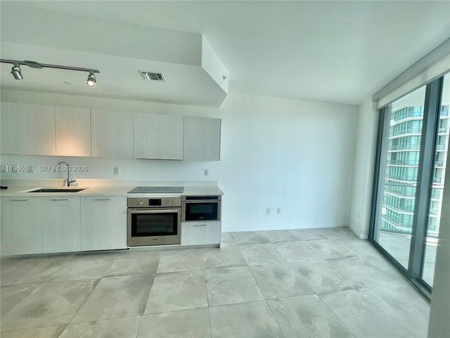 501 NE 31st St 3007, Miami, FL 33137