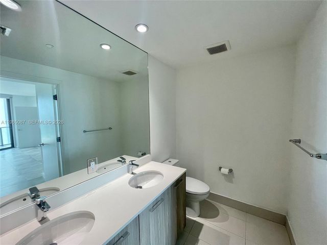 501 NE 31st St 3007, Miami, FL 33137