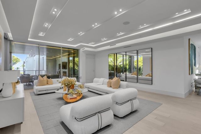 1901 S Ocean Boulevard 9, Delray Beach, FL 33483