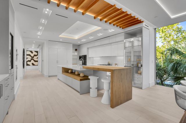 1901 S Ocean Boulevard 9, Delray Beach, FL 33483