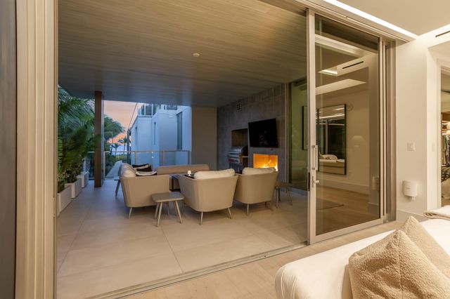 1901 S Ocean Boulevard 9, Delray Beach, FL 33483