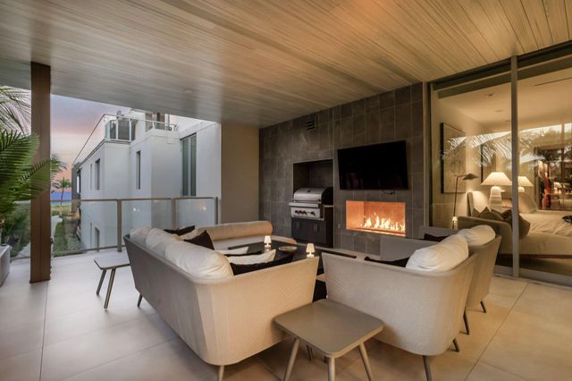 1901 S Ocean Boulevard 9, Delray Beach, FL 33483